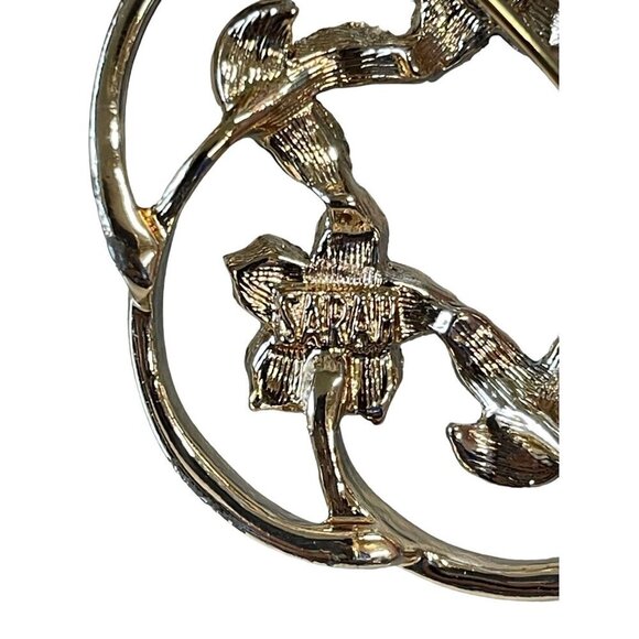 Sarah Coventry Gold Tone Floral Brooch Pin Red Enamel Accents Textured Leaves - Picture 6 of 6